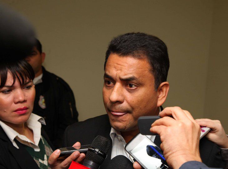 Ex diputado Carlos Sánchez será camillero por 50 días en el Hospital de Trauma