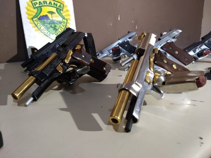 Caen dos PARAGUAYAS con pistolas ENCHAPADAS en ORO para el COMANDO VERMELHO