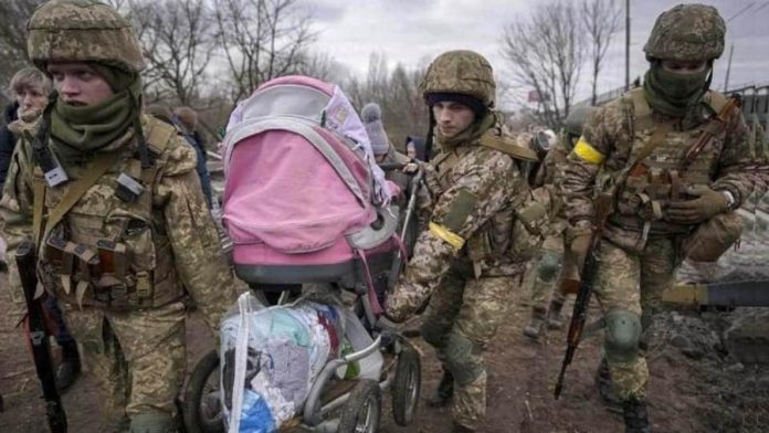 Rusia abre hoy cinco corredores humanitarios en Ucrania