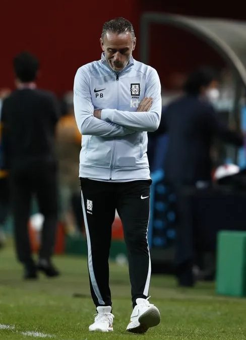 Paulo Bento anunció este jueves que el mediocentro Jung Woo-young, uno de los fijos de Corea del Sur, será baja en el amistoso ante Paraguay