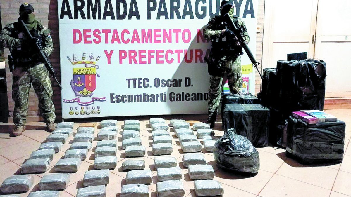 Incautan marihuana, cocaína y cigarrillos a orillas del lago Itaipu