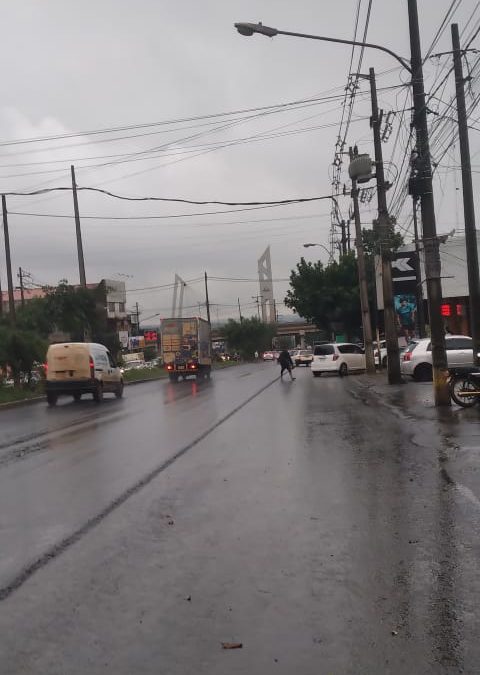 CLIMA: Pronostican una jornada fresca con lluvias y ocasionales tormentas eléctricas