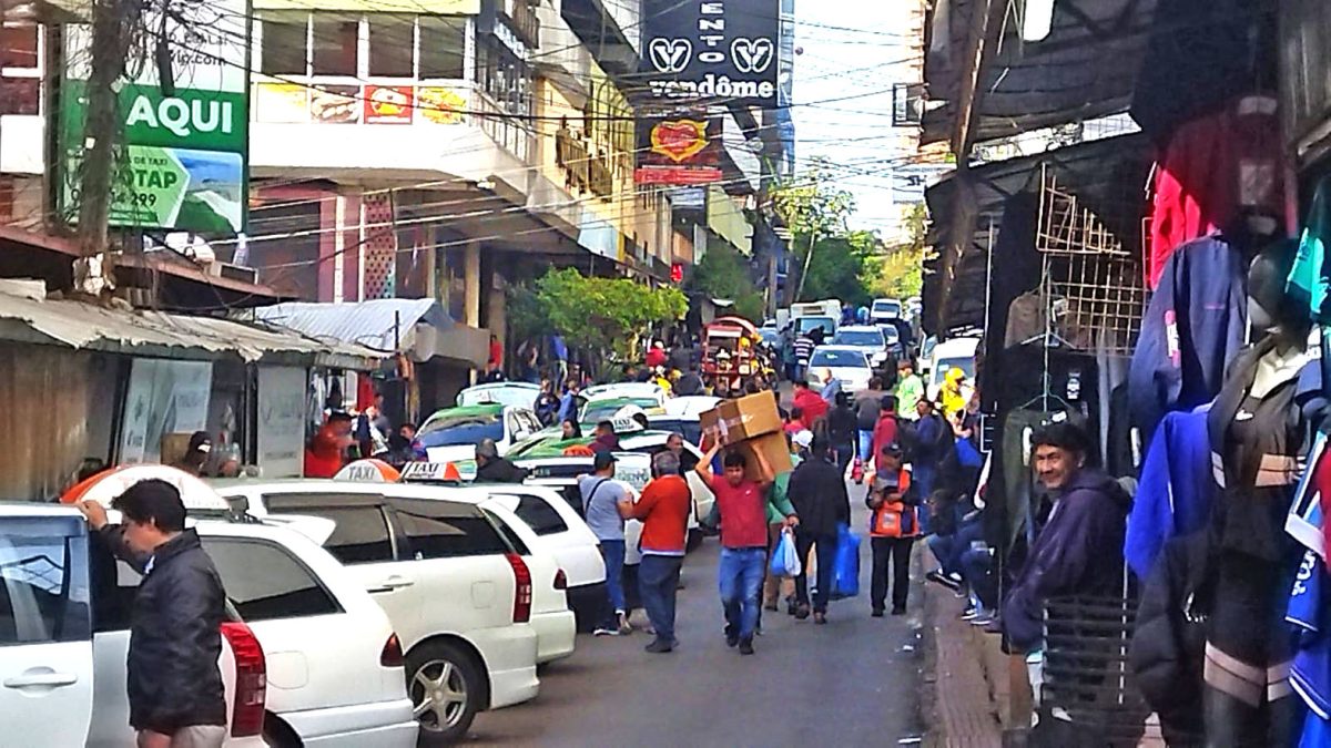 ECONOMÍA: Por feriado en Brasil, en comercios de CDE esperan buena afluencia de turistas