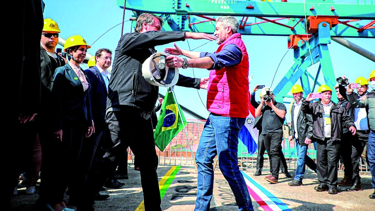 ECONOMÍIA: Presidentes de Paraguay y Brasil recorrieron el tramo central del Puente de la Integración