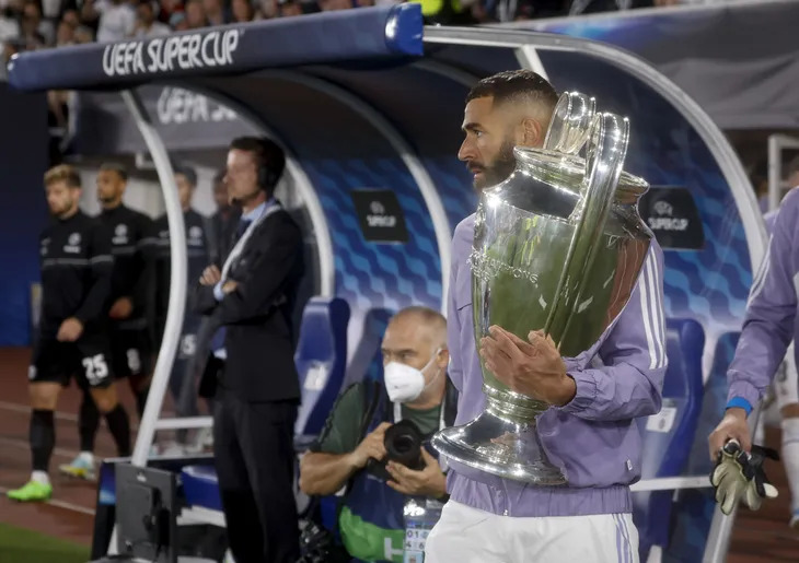 DEPORTES: Arranca la Champions League con el debut del campeón