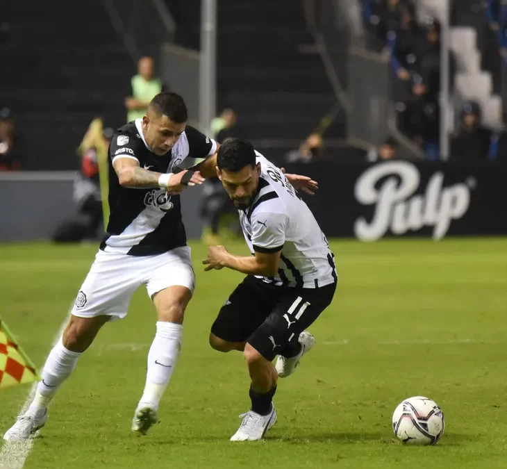 FUTBOL: Copa Paraguay Sin término medio