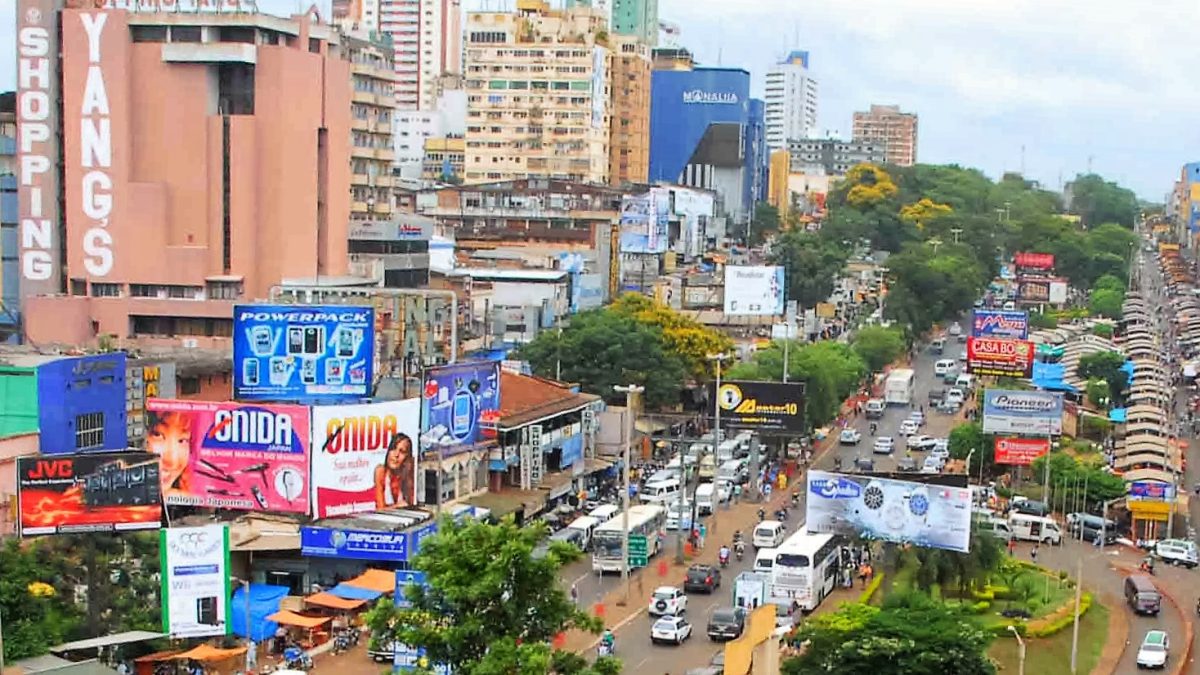 ECONOMÍA: En Foz siguen habilitando nuevos Duty Free mientras Gobierno se olvida de CDE