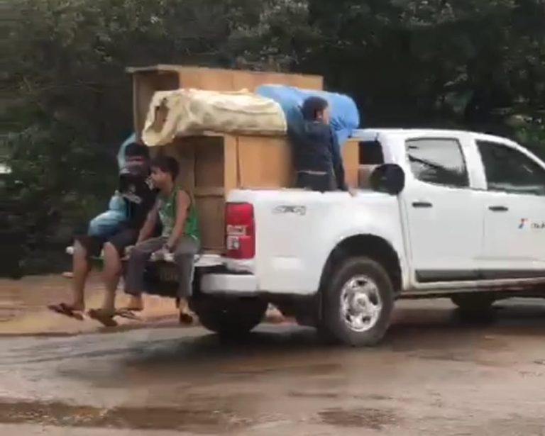 SUCESOS: EVACUACION de EMERGENCIA por inundaciones en zona baja de CIUDAD DEL ESTE