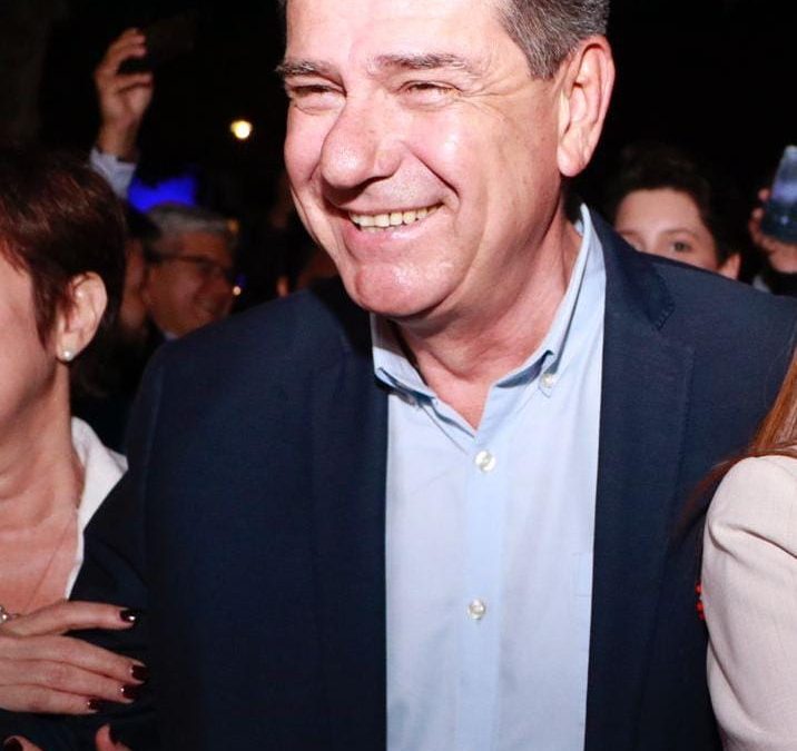 POLÍTICA: Efraín asegura que siguen   hablando y no descarta la unidad opositora