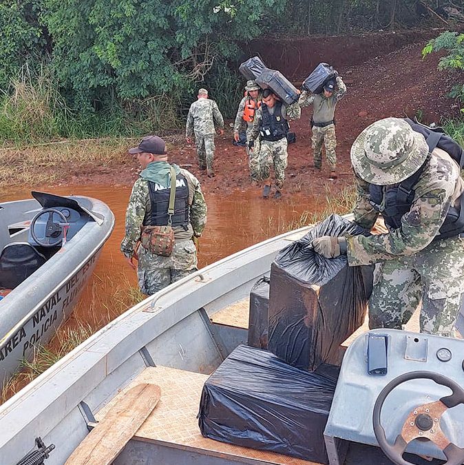 SUCESOS: Incautan carga de cigarrillos a orillas del Lago de Itaipu