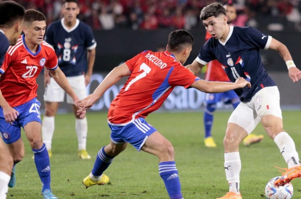 DEPORTES: Julio Enciso sale al paso y tira un mensaje tras el papelón de la Albirroja ante Chile