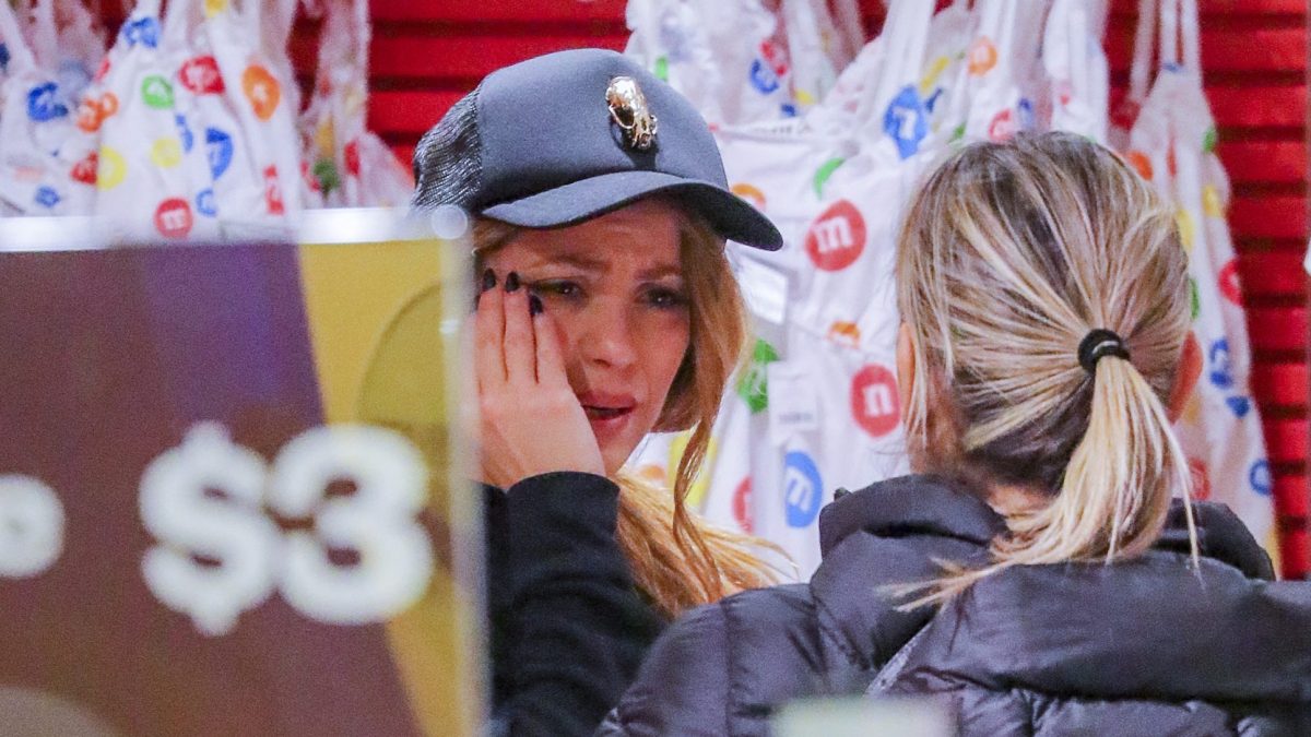 FARANDULA: Shakira se quebró y rompió en llanto en una tienda comercial de Nueva York