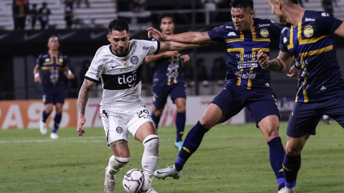 DEPORTES: Olimpia apenas empató ante Trinidense y sigue muy estacado