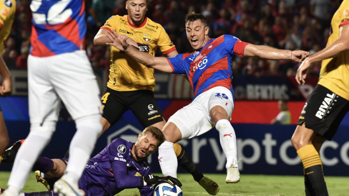 DEPORTES: Cerro Porteño, obligado a cortar una sequía de más de 56 años ante Barcelona