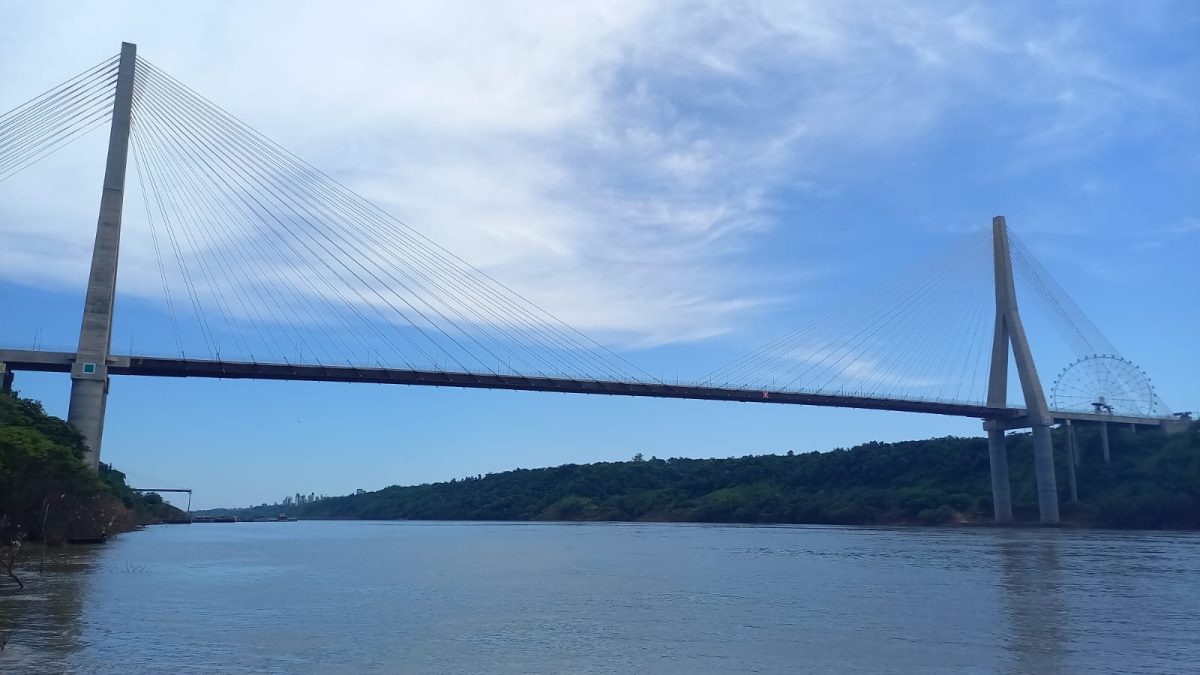 LOCALES: Termina este año y el Puente de la Integración sigue sin operar