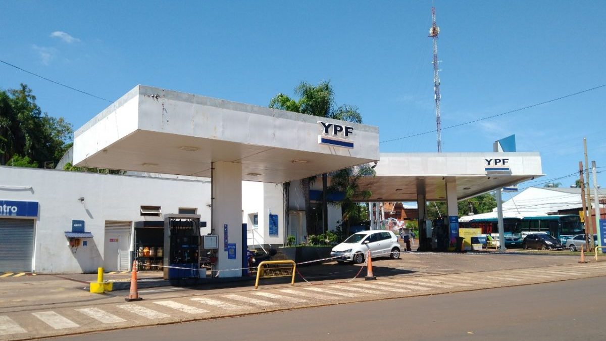 INTERNACIONALES: Cae la venta de combustibles en las gasolineras de Puerto Yguazú