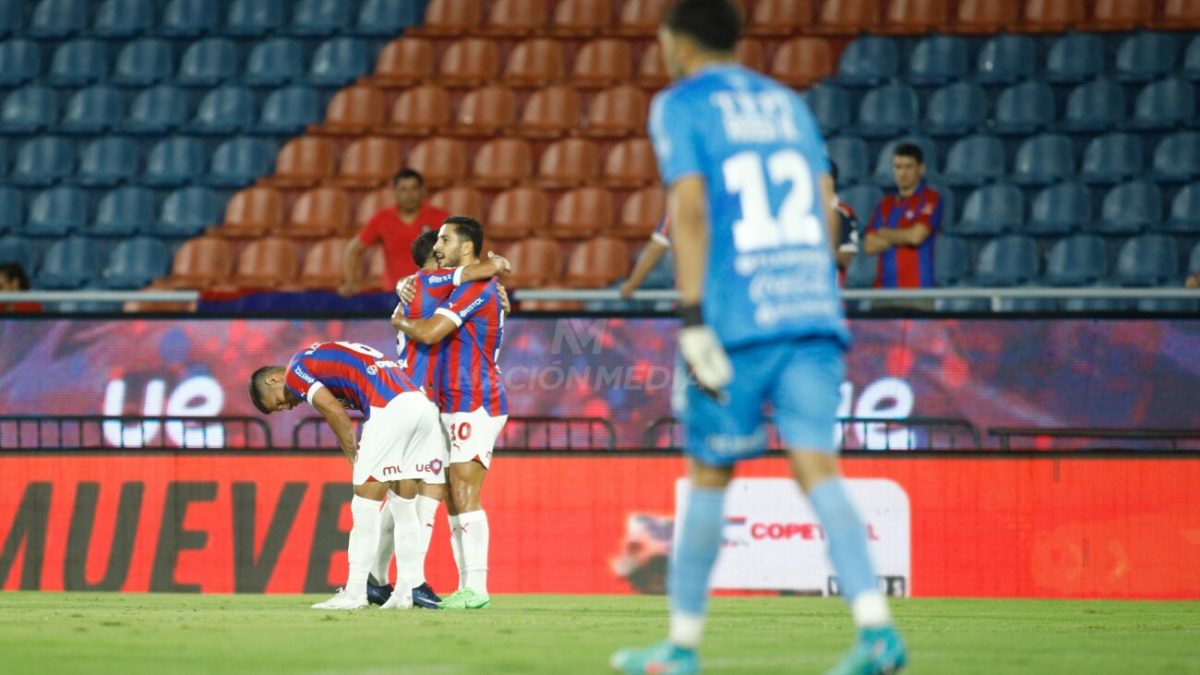 Deportes: Cerro Porteño golea con tranquilidad a Ameliano y no quiere perder pisada al líder